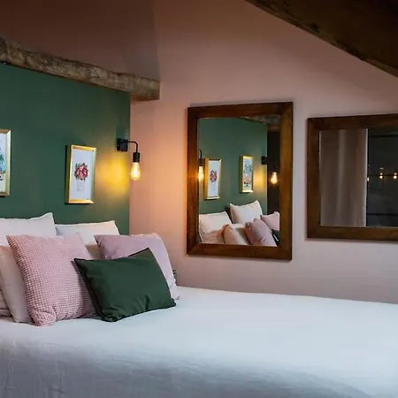 Casa vacanze La Paradisiaque Thoiry (Ain)